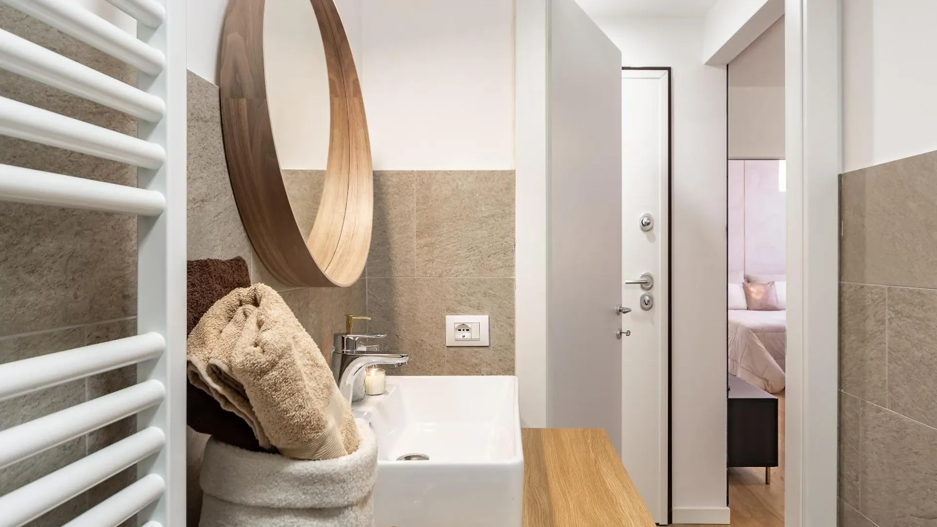アパート 45Royal Stylish House Milan City Center イタリア